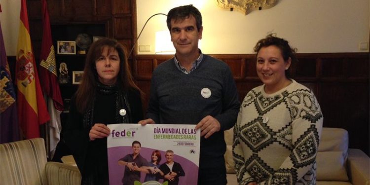 Antonio Román se reúne con la Asociación de Enfermedades Raras de Guadalajara