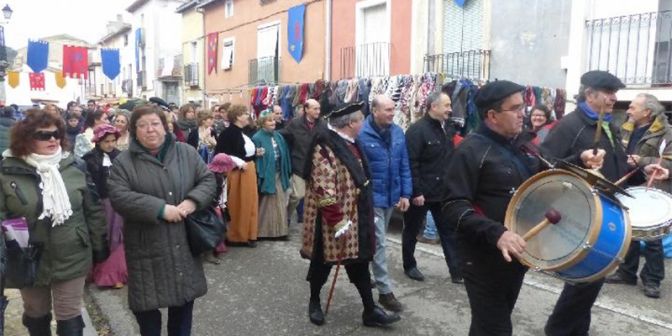 Latre: “La Diputación está del lado de los pueblos y de sus tradiciones que dinamizan nuestra provincia” 1 Latre: “La Diputación está del lado de los pueblos y de sus tradiciones que dinamizan nuestra provincia”