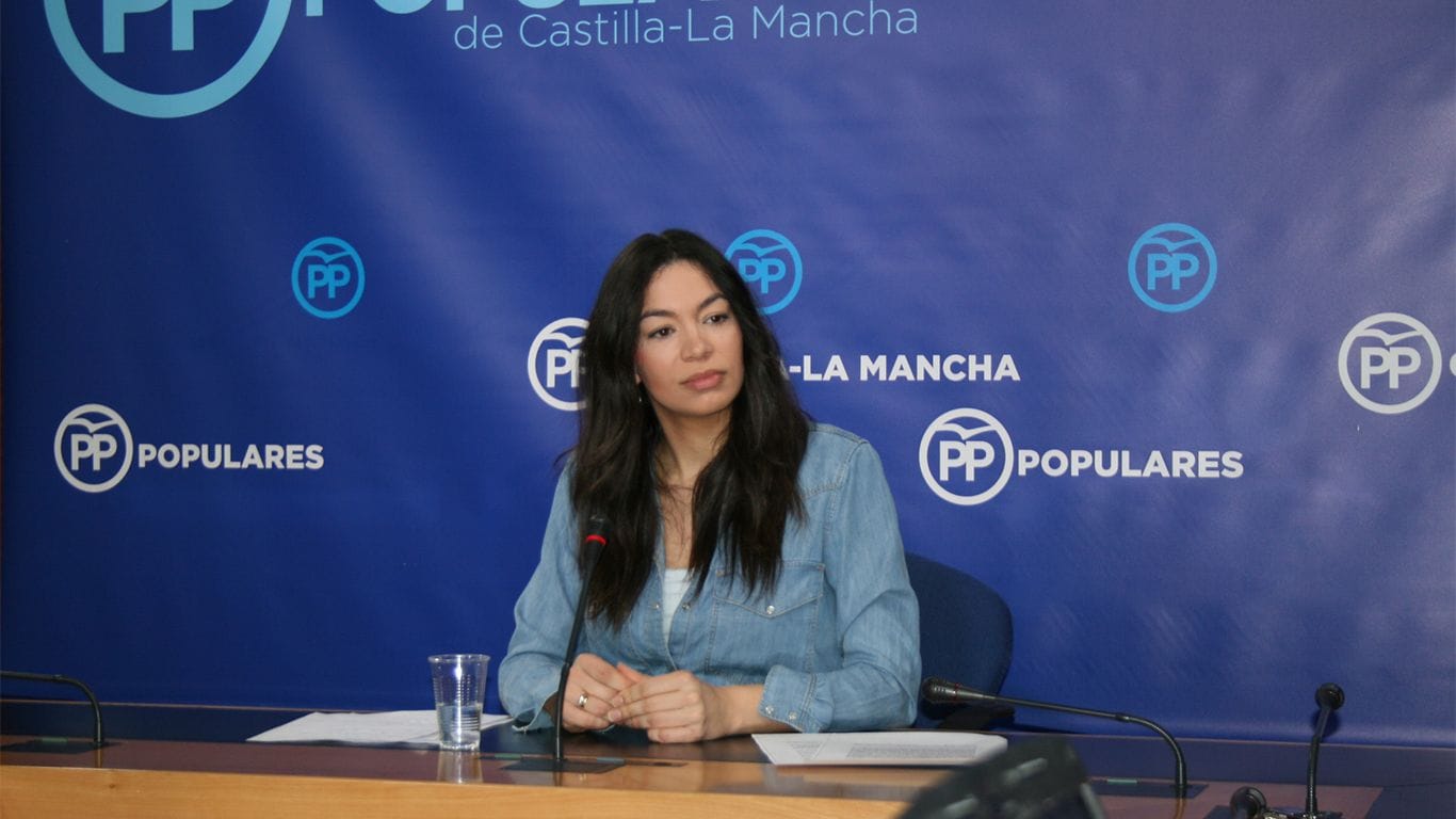 Alonso denuncia que las políticas de Page están provocando el levantamiento de la comunidad educativa en la región