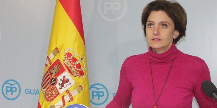 Ana González: “El debate de investidura está sometido al fracaso y Pedro Sánchez hará historia por ser el hombre de las cinco mentiras” Ana González: “El debate de investidura está sometido al fracaso y Pedro Sánchez hará historia por ser el hombre de las cinco mentiras”