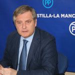 Cañizares: “Los presupuestos de Page y Podemos son un ataque frontal a la recuperación económica y a la creación de empleo” 2 Francisco Cañizares en rueda de prensa.