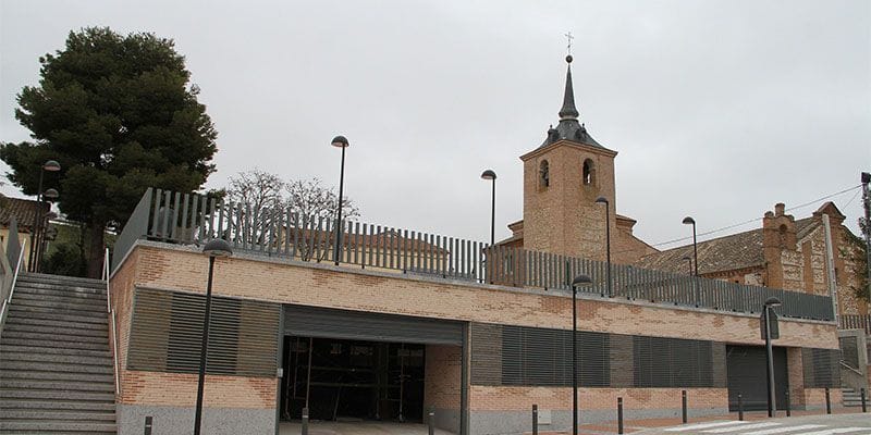 El Ayuntamiento de Quer emprende obras de mejora en el local social de la Plaza Mayor