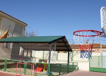 El Ayuntamiento mejora las instalaciones del colegio de Fuentenovilla