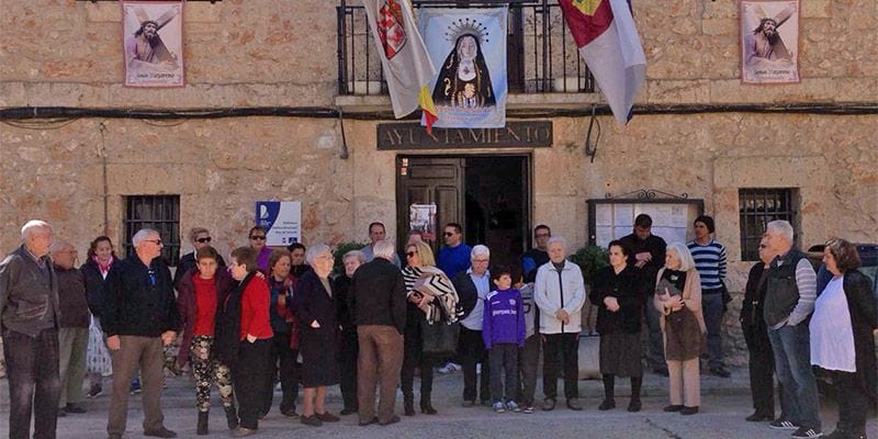 Fuentenovilla muestra su repulsa ante los atentados de Bruselas