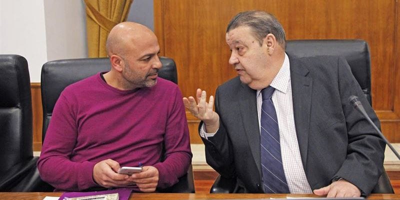 Podemos, tras el amago, salva las primeras cuentas de Page