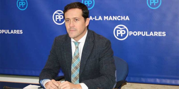 Velázquez: “El gobierno de Page vuelve a batir récords en la privatización de la sanidad pública” Velázquez: “El gobierno de Page vuelve a batir récords en la privatización de la sanidad pública”