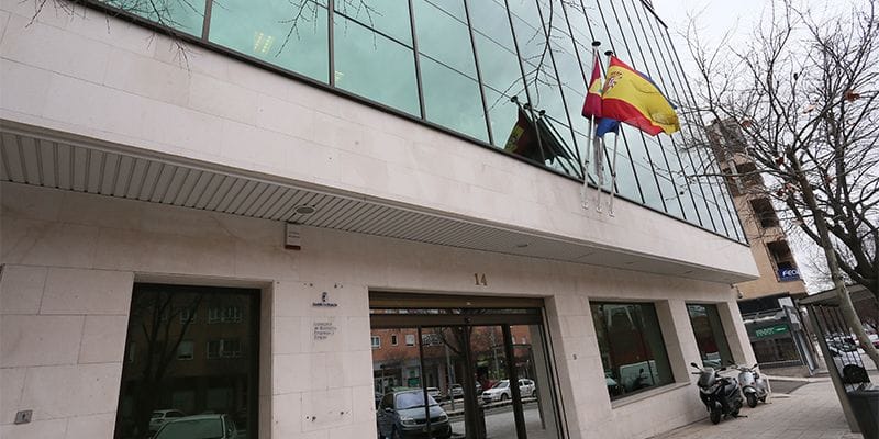 La Junta firma un convenio para reducir los trámites administrativos de las empresas de trabajo temporal