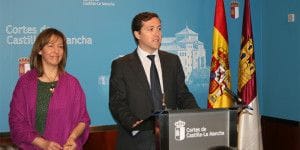 Guarinos y Velázquez en rueda de prensa, 150316