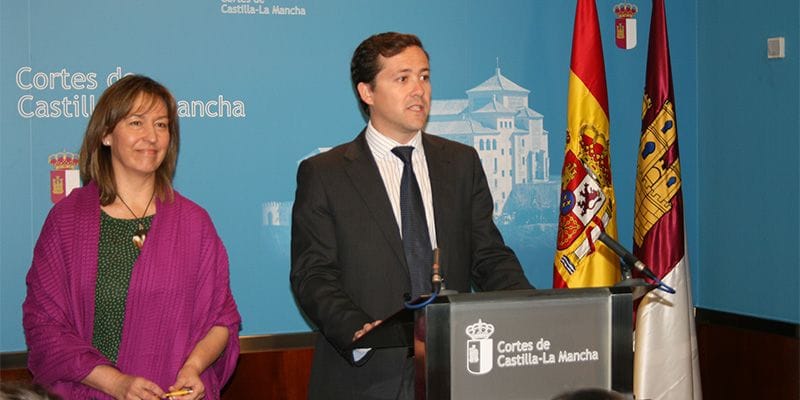 Guarinos afirma que Amores ha premiado con cargos directivos de RTVCM a muchos de los que se manifestaban con camisetas contra el PP