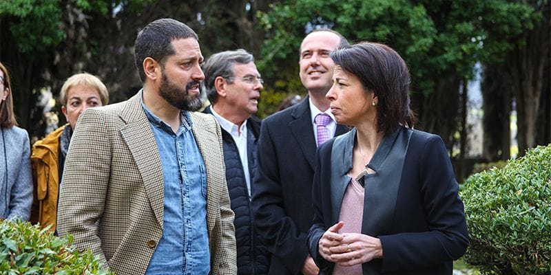 Estévez anuncia el compromiso firme del Gobierno regional para evitar la desaparición del monasterio de Bonaval