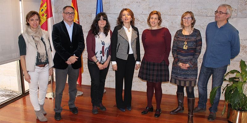 Cerca de 36.000 mayores participan en 840 actividades de 29 centros en el convenio del Gobierno regional y La Caixa