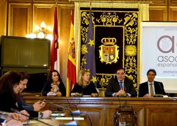 La Diputación de Cuenca acerca el enoturismo a las bodegas de la provincia