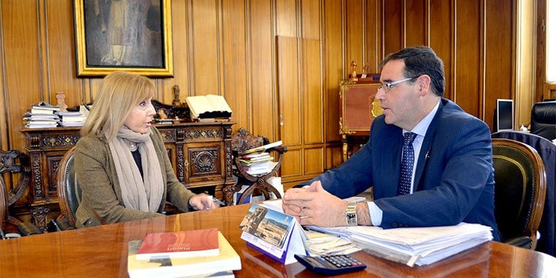 La Fundación Alcampo por la Juventud muestra a Benjamín Prieto su proyecto ‘Juntos por la Juventud’