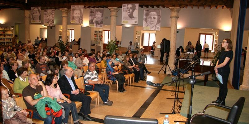 La biblioteca pública de Guadalajara rinde homenaje a Antonio Buero Vallejo