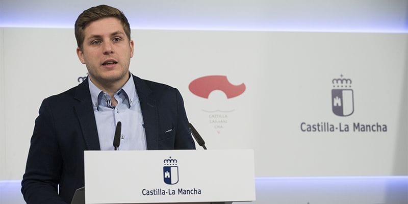 El Gobierno regional informará trimestralmente a las Cortes regionales de la asistencia sanitaria prestada con medios ajenos