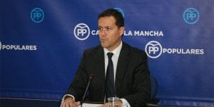 Carlos Velázquez en rueda de prensa.