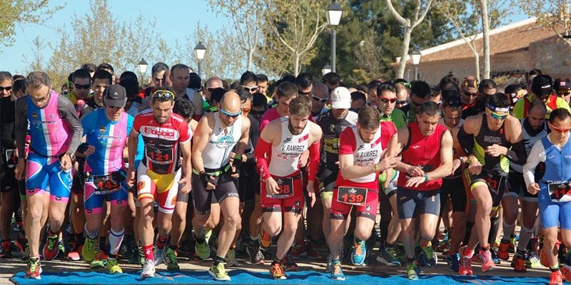Ángel Llorens, campeón absoluto del III Duatlón Cross Mota del Cuervo