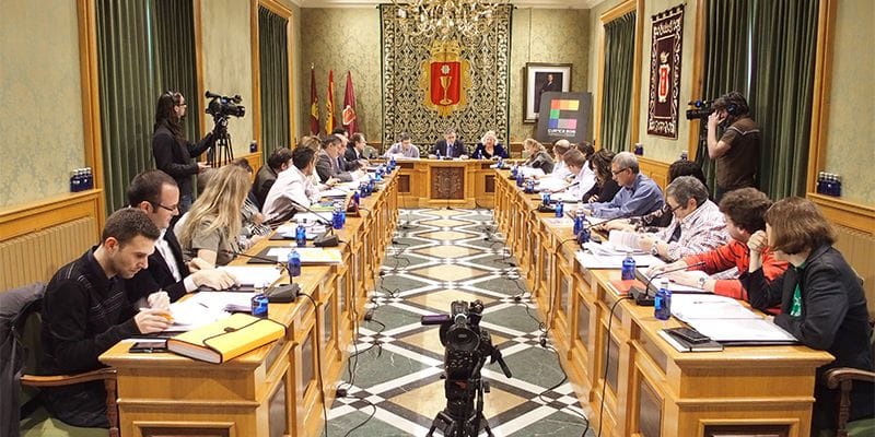El Ayuntamiento de Cuenca aprueba la modificación de la Ordenanza de Tráfico para solucionar el problema del tráfico en el Casco Antiguo