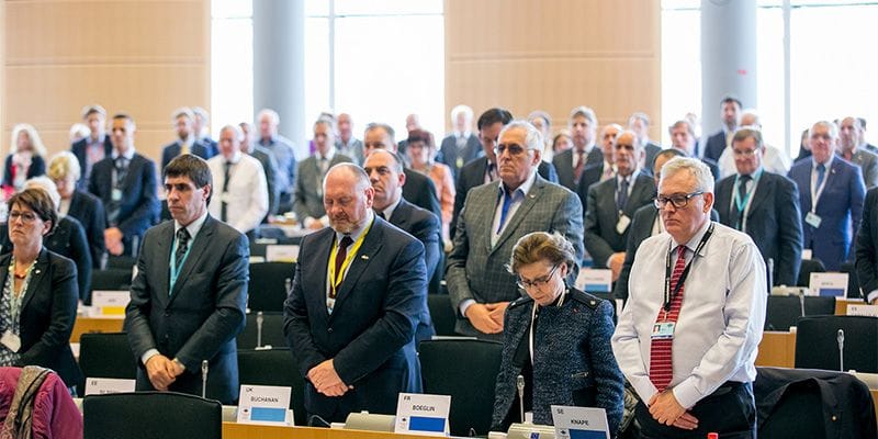 La Junta solicita a la UE impulsar políticas que faciliten el equilibrio territorial y demográfico entre zonas urbanas y rurales