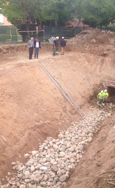 Guadalagua rehabilita parte de la canalización de la plaza Sor María Lovelle