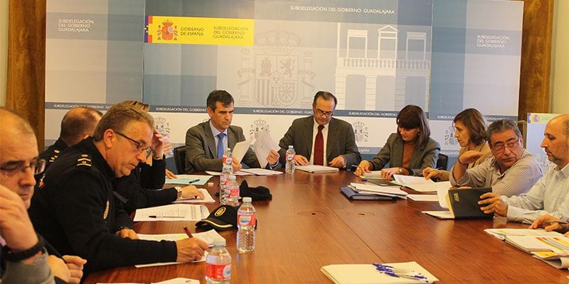 Gregorio y Román copresiden la Junta Local de Seguridad con motivo de la celebración de la Copa de Europa de Fútbol Sala de la UEFA