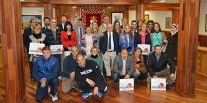 La consejera de Fomento, Elena de la Cruz, entrega viviendas en Tarancón
