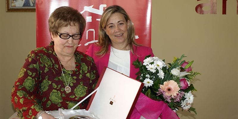 Lola Merino, presidenta de AMFAR, homenajeada en La Solana