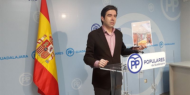 Robisco vuelve a alertar de que «la ineficacia de Page pone en peligro la salud de los guadalajareños»