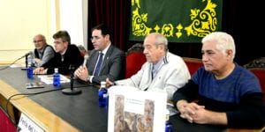 mesaLibroHistoriaCuencaNota