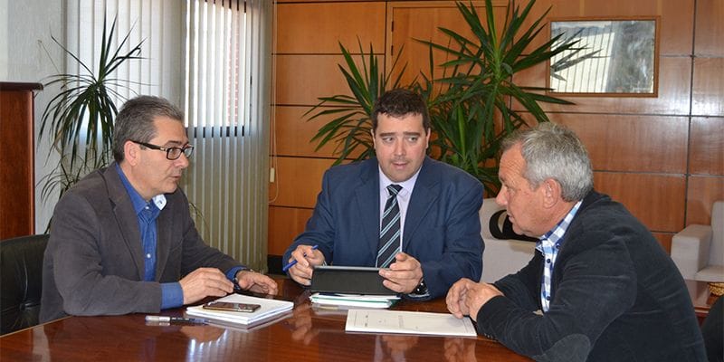 La Junta anuncia una nueva orden de ayudas a ganaderos para evitar ataques de lobos