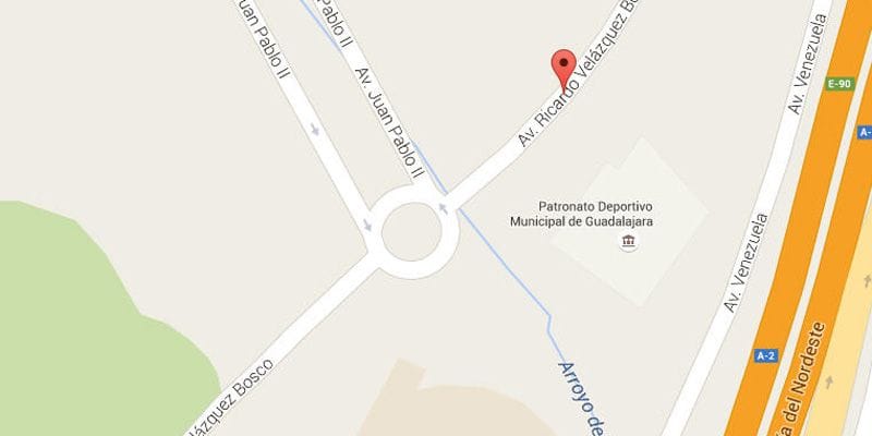 Ciclista herido y dos menores detenidos por robo con violencia en Guadalajara