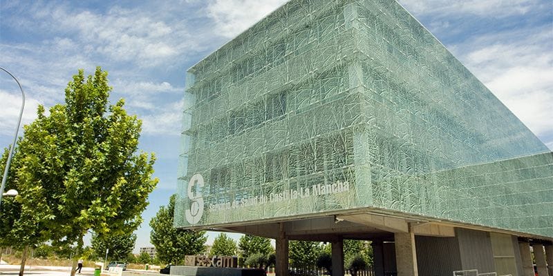 Las listas de espera se reducen en 3.774 personas en los últimos seis meses 1 Servicio de Salud de Castilla-La Mancha (SESCAM)