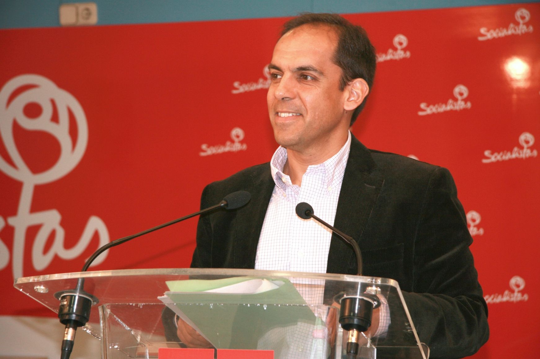 El PSOE propone medidas para que Román obligue a las concesiones municipales a cumplir sus obligaciones contractuales