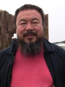El delegado de la Junta en Cuenca afirma que ha habido varias reuniones “al más alto nivel” con el Ayuntamiento de Cuenca para informar del proyecto de Ai WeiWei 2 800px-Ai_Weiwei buena
