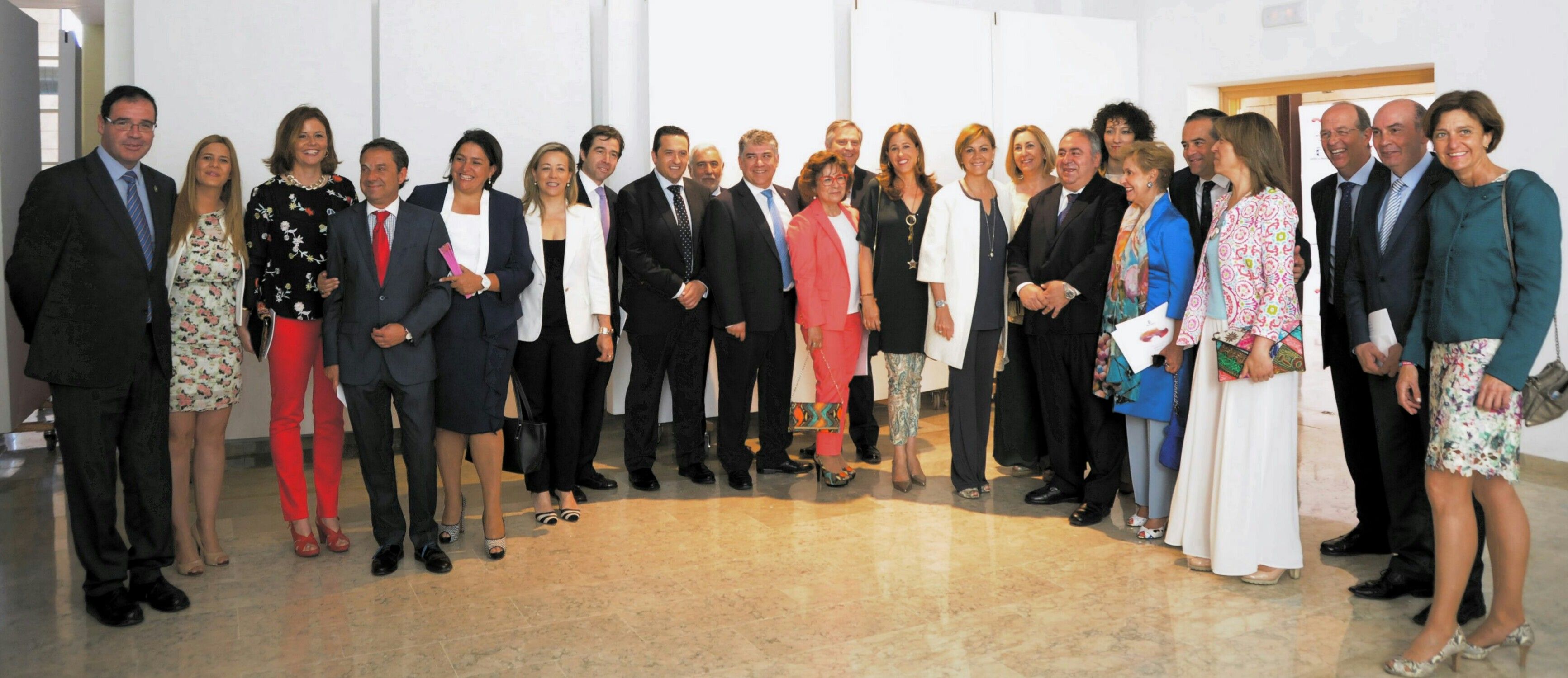 Cospedal reivindica una gran región en el corazón de España