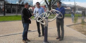 Antonio Román presenta las obras en el terreno anexo a la piscina cubierta “Huerta de Lara”