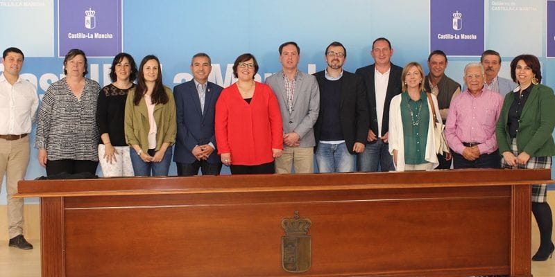 El Gobierno regional firma 86 convenios de Ayuda a Domicilio con ayuntamientos de Cuenca por importe de 6.9 millones de euros