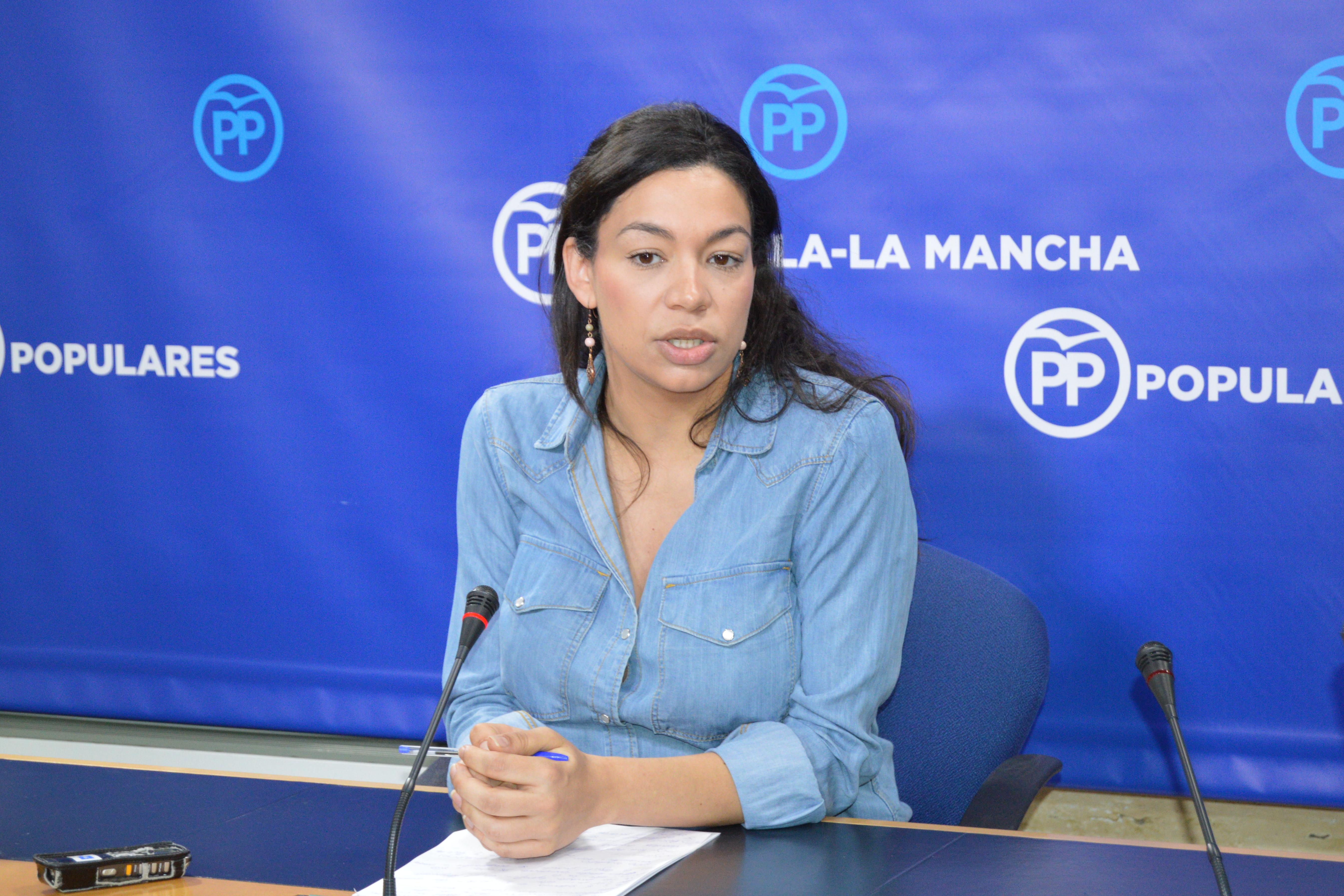 Alonso recuerda que con el Gobierno del PP se retiraron 7.000 toneladas de neumáticos y pregunta cuántos ha retirado el PSOE