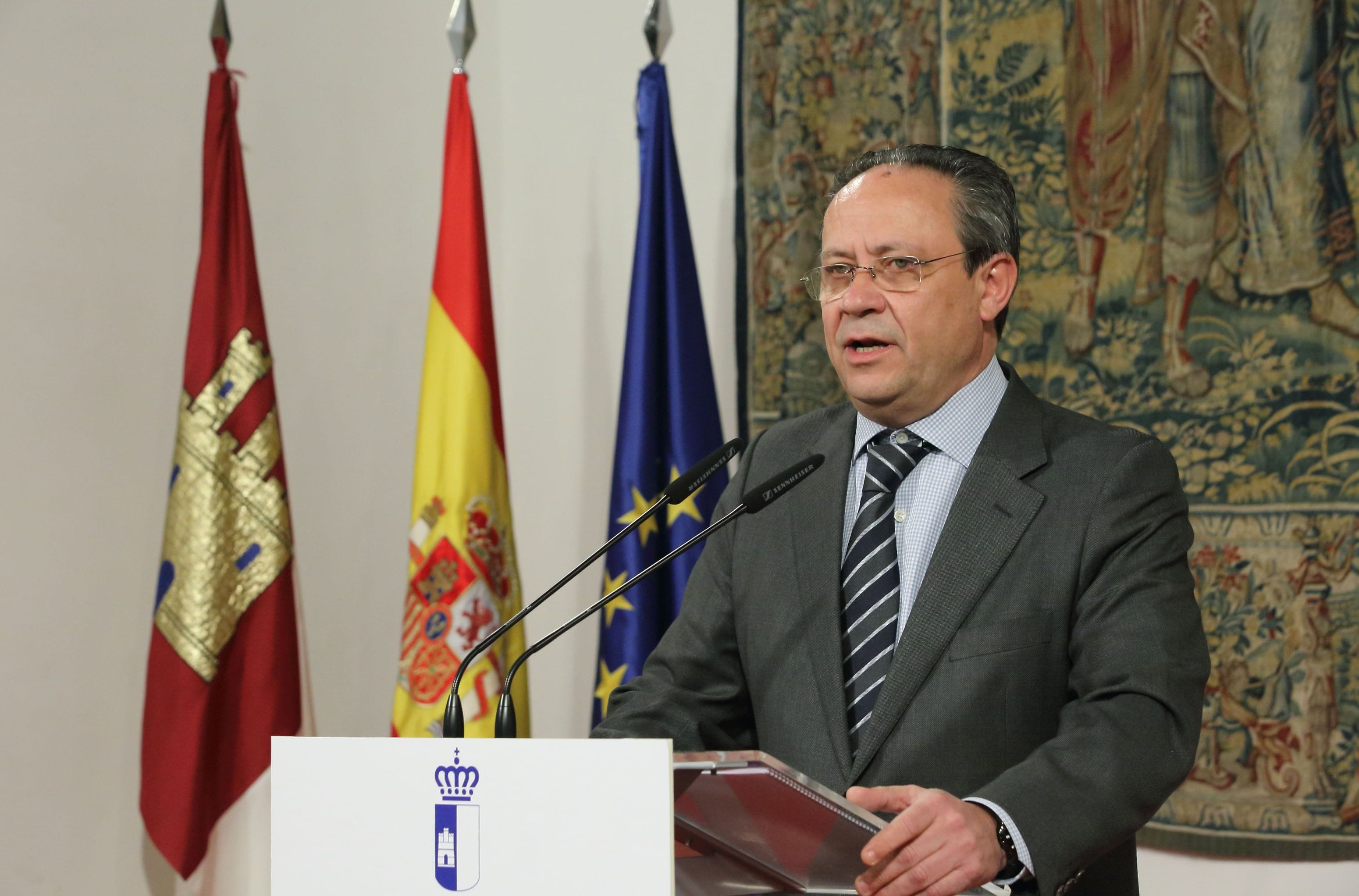 La Junta abonará a los funcionarios el 25 por cien de la paga extra suprimida en 2012