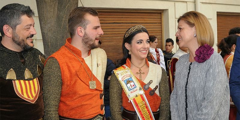 Cospedal muestra su apoyo para que las Fiestas Mayores de Almansa sean declaradas de Interés Turístico Internacional