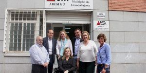 El PP de Guadalajara apoya a las personas con Esclerosis Múltiple y destaca “la importantísima labor” que realizan sus familias 2 El PP apoya a las personas enfermas con Esclerosis Multiple y a sus familias 240516