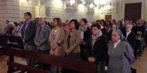 Eucaristía celebrada en Santa María Micaela, que abre los actos organizados por el Ayuntamiento para conmemorar el centenario del fallecimiento de la Duquesa de Sevillano.