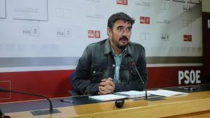 Esteban: “El día de C-LM servirá para volver a ilusionarse tras años de abandono de Cospedal” 2 Foto Esteban 30-05-16