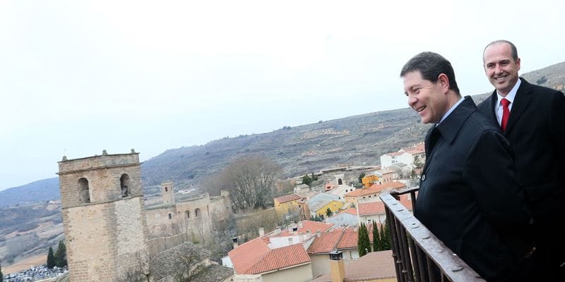 Cien años de Don Camilo