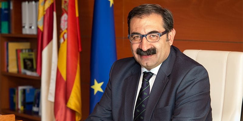 Sanidad comparecerá en las Cortes regionales para dar cuenta de los programas especiales sobre listas de espera