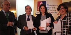 la junta anima a fomentar la transparencia y la formacion de los concejales