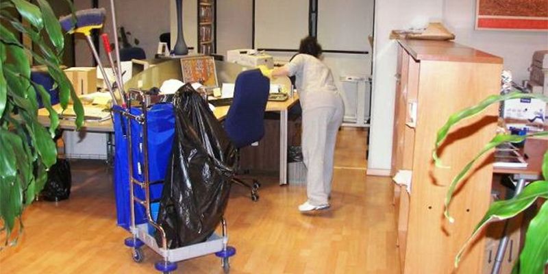 Una nueva empresa se hará cargo del contrato de limpieza en los centros de salud de Guadalajara