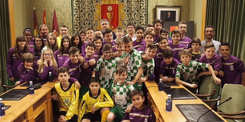 Mariscal felicita a los cuarenta niños de Cuenca que se han alzado con el Campeonato Interescuelas de Castilla-La Mancha