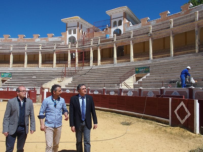 Mariscal visita las obras de mejora definitivas de la Plaza de Toros de Cuenca