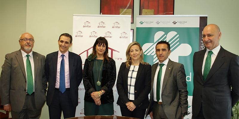AMFAR y Fraternidad-Muprespa firman un convenio de colaboración